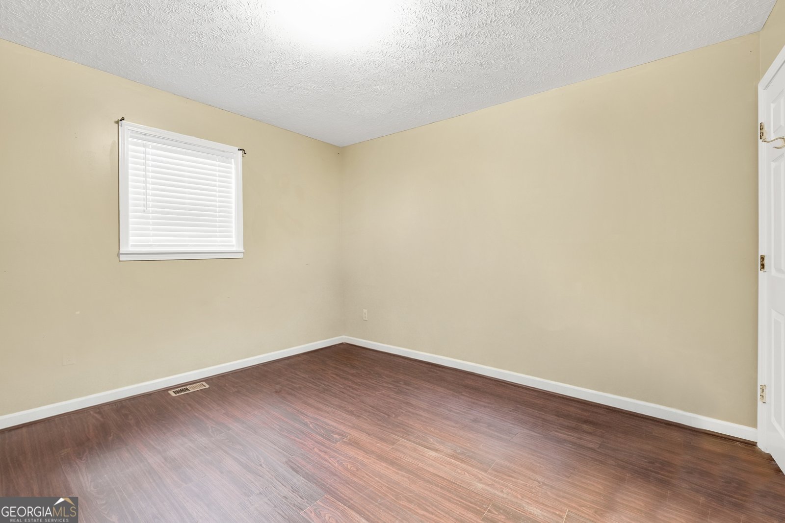 501 Lakeshore Drive Monticello - Photo 35