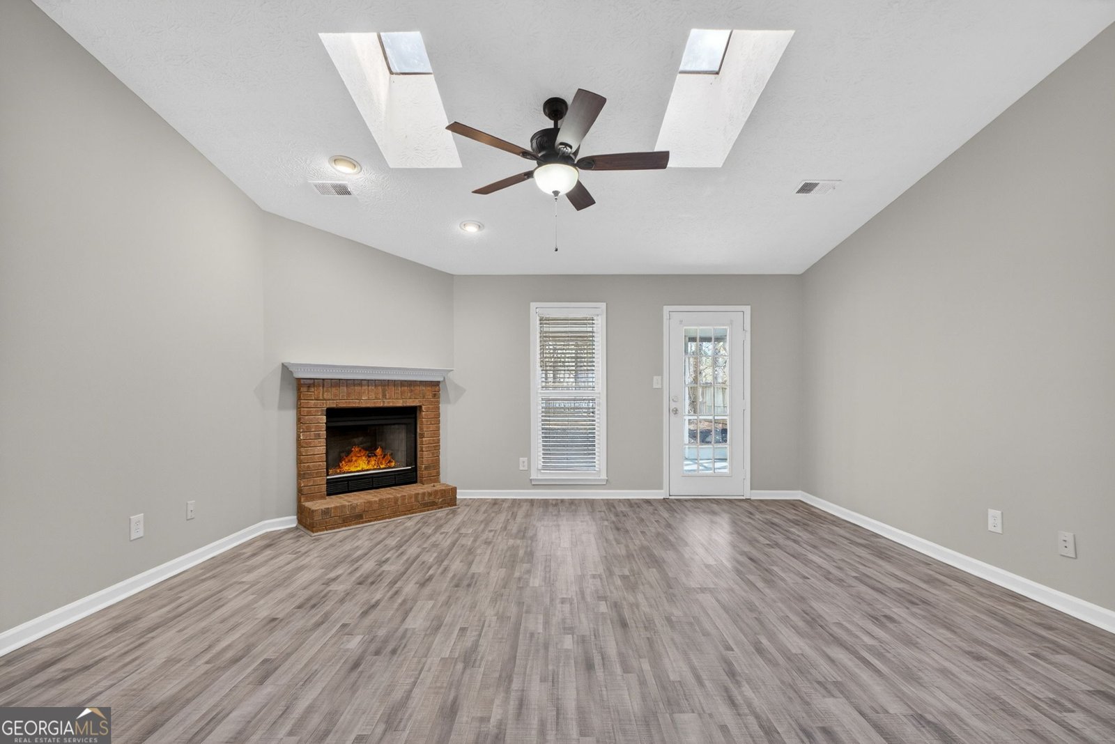 130 Wilbanks Drive Fayetteville - Photo 8