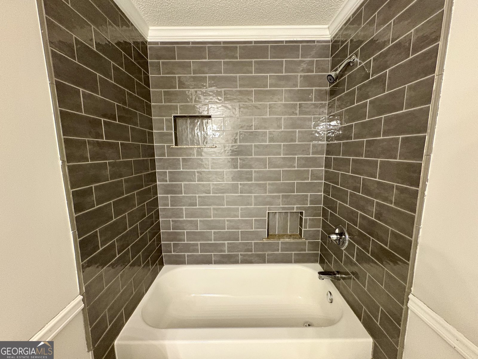 1975 Broad Street Statham - Photo 27