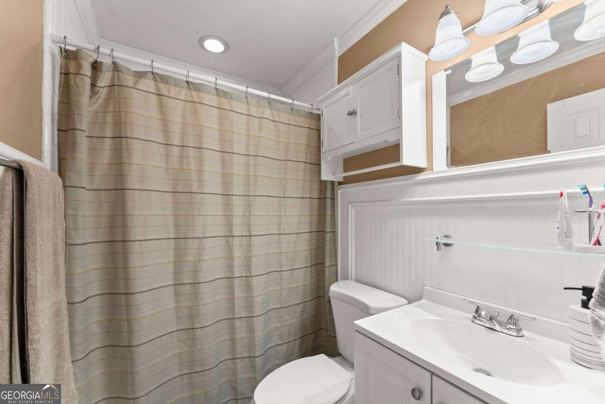 8450 Emerald Pointe Lane Gainesville - Photo 26