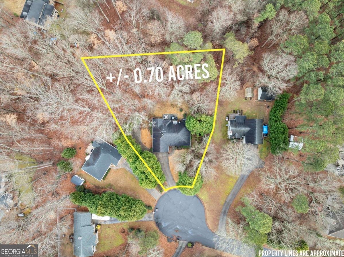 8450 Emerald Pointe Lane Gainesville - Photo 35