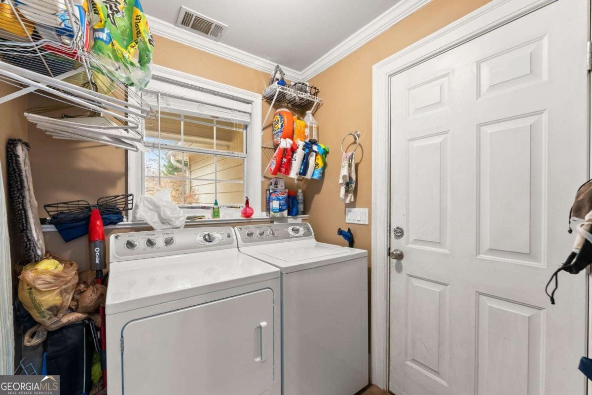 8450 Emerald Pointe Lane Gainesville - Photo 9