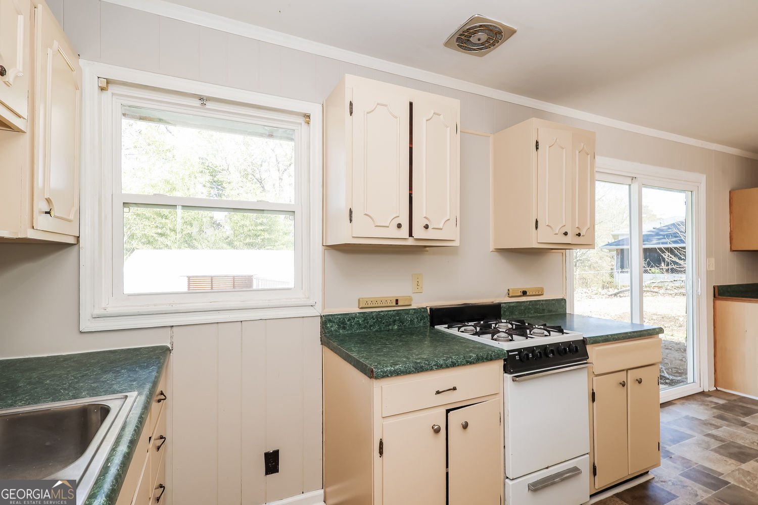 6626 Imperial Drive Morrow - Photo 9