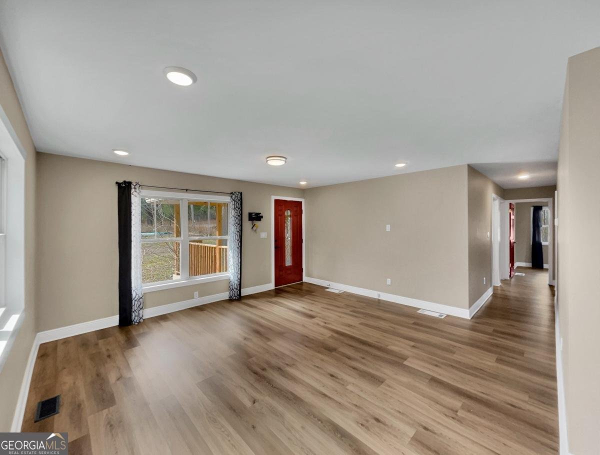 1271 Della Slaton Road Comer - Photo 8