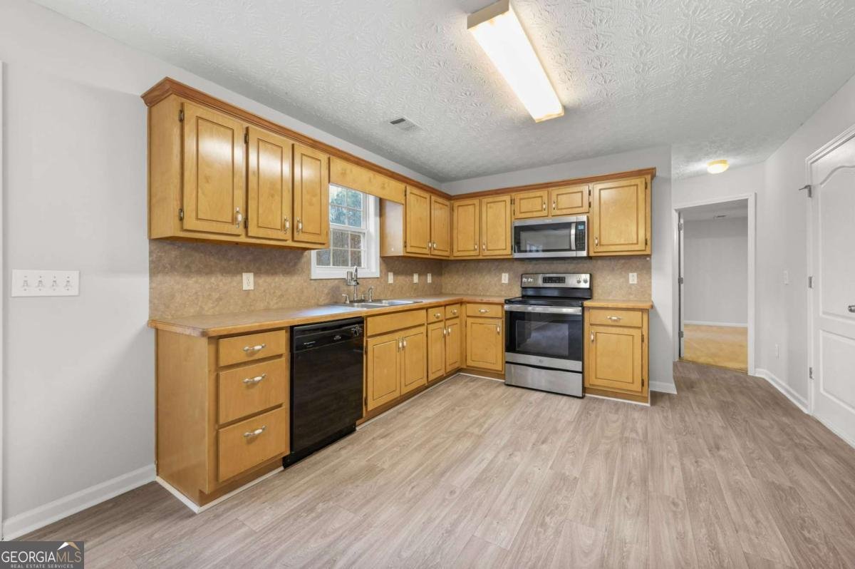 70 Clover Valley Drive Covington - Photo 9