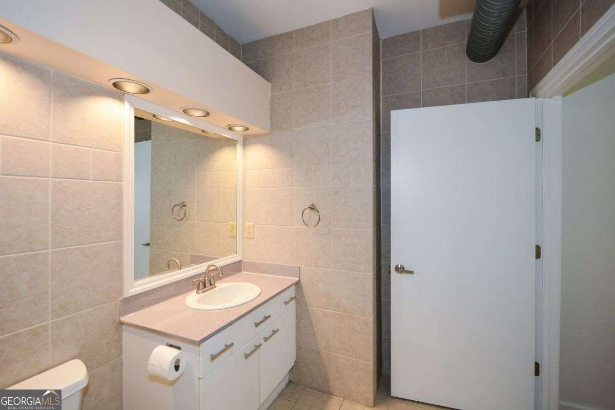 445 Sessions Street Marietta - Photo 32