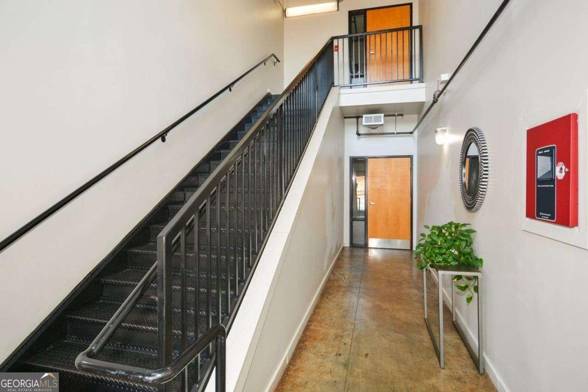 445 Sessions Street Marietta - Photo 6