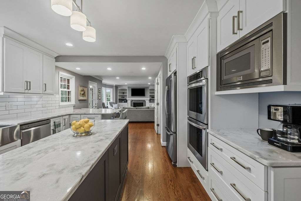 5147 Meadowlake Drive Dunwoody - Photo 12