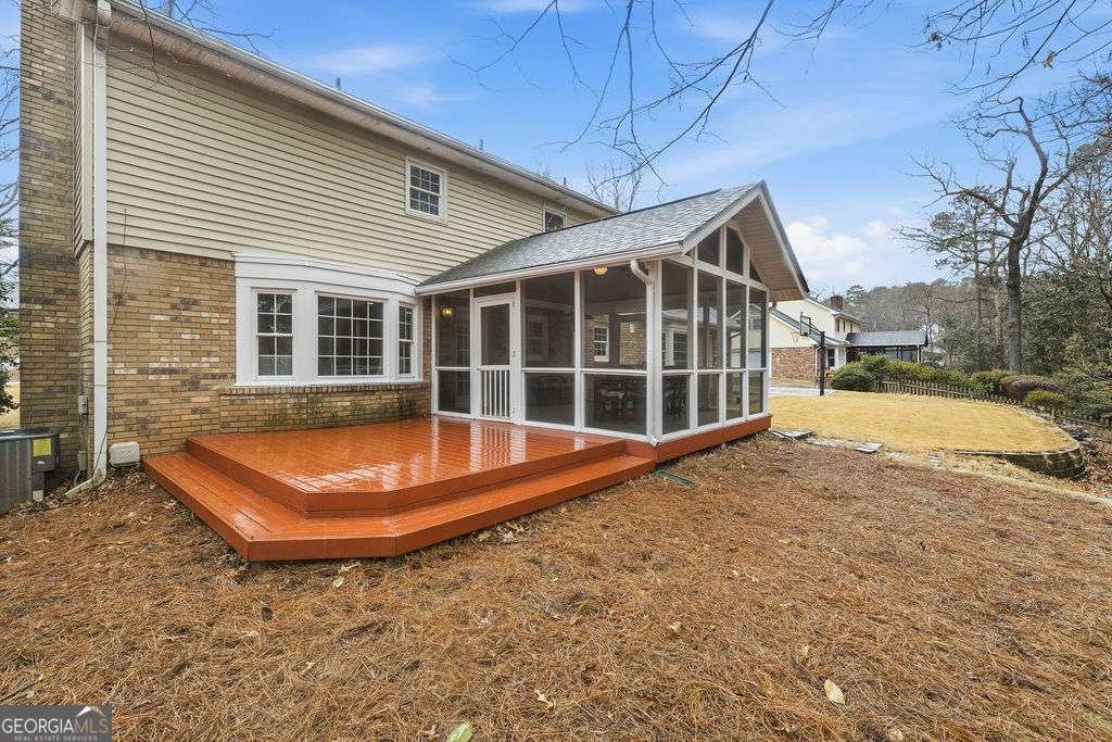 5147 Meadowlake Drive Dunwoody - Photo 21