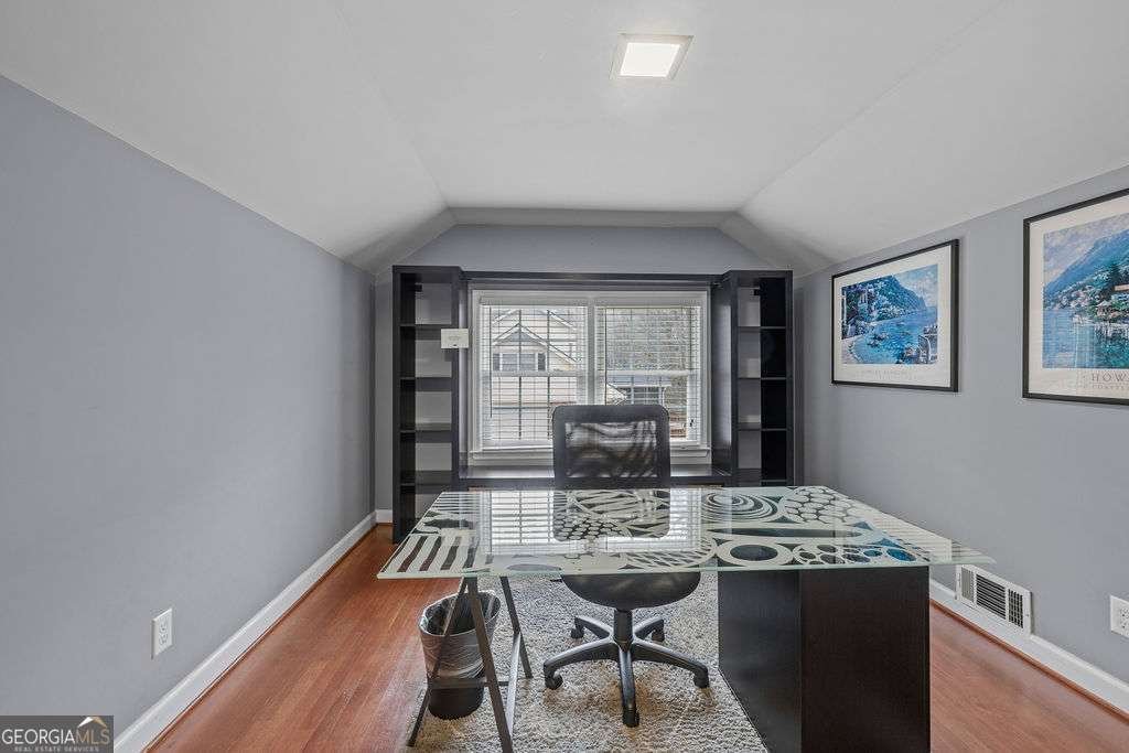 5147 Meadowlake Drive Dunwoody - Photo 32