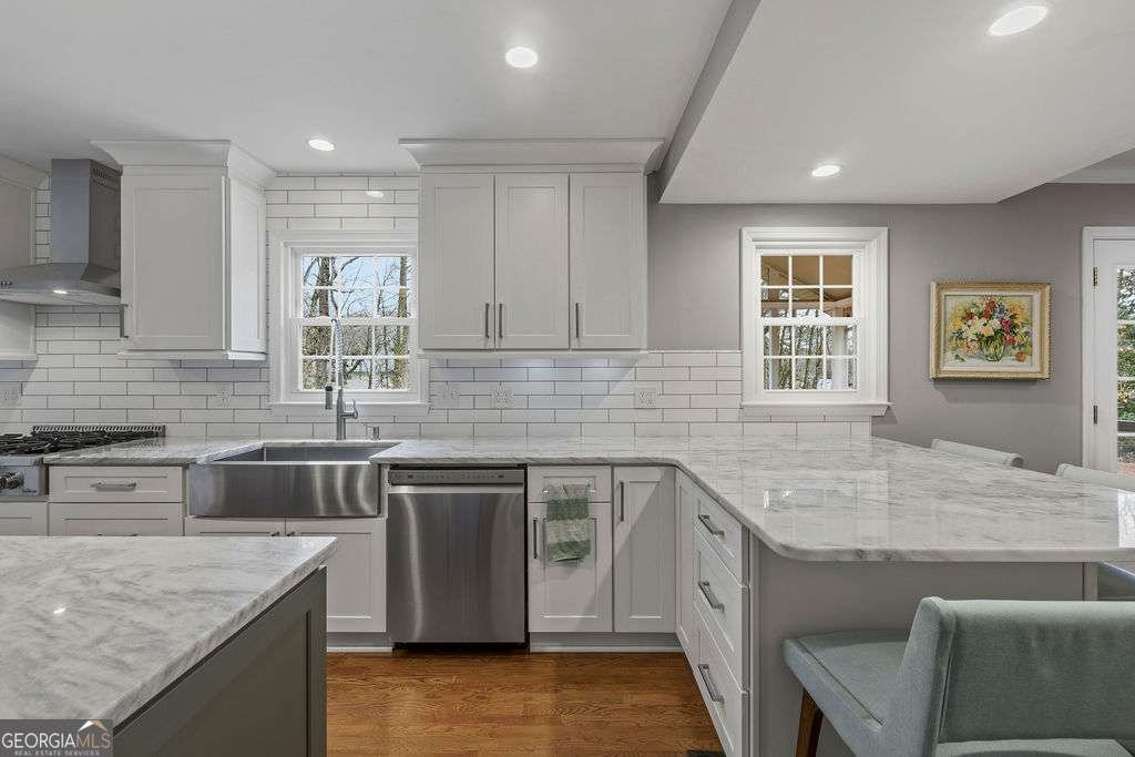 5147 Meadowlake Drive Dunwoody - Photo 9