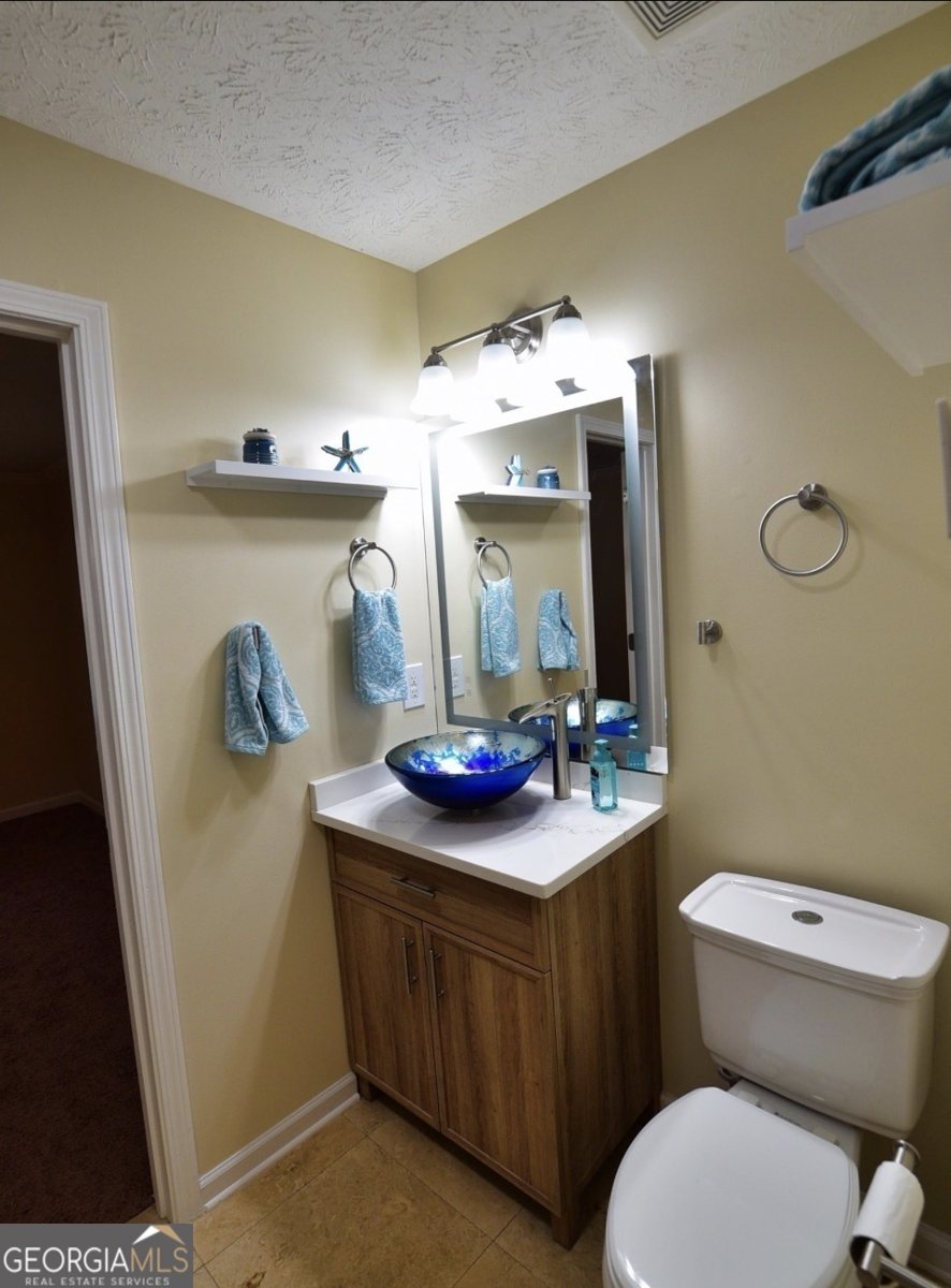 105 Redwood Drive Lagrange - Photo 10