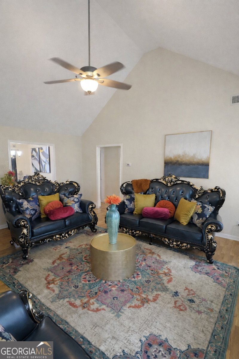 105 Redwood Drive Lagrange - Photo 6