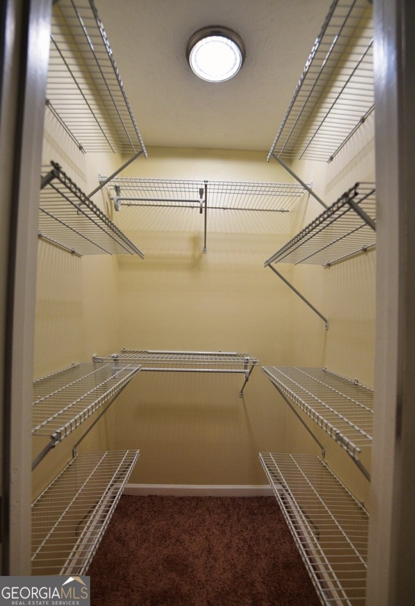 105 Redwood Drive Lagrange - Photo 9