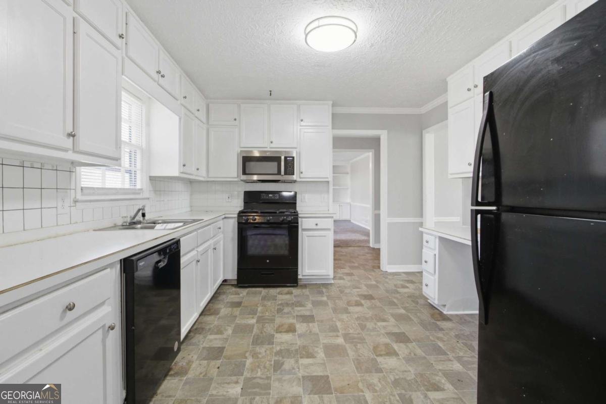 2341 Waterford Lane Snellville - Photo 10