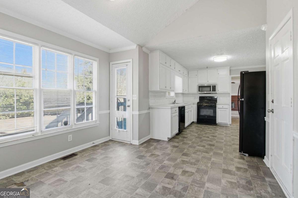 2341 Waterford Lane Snellville - Photo 13