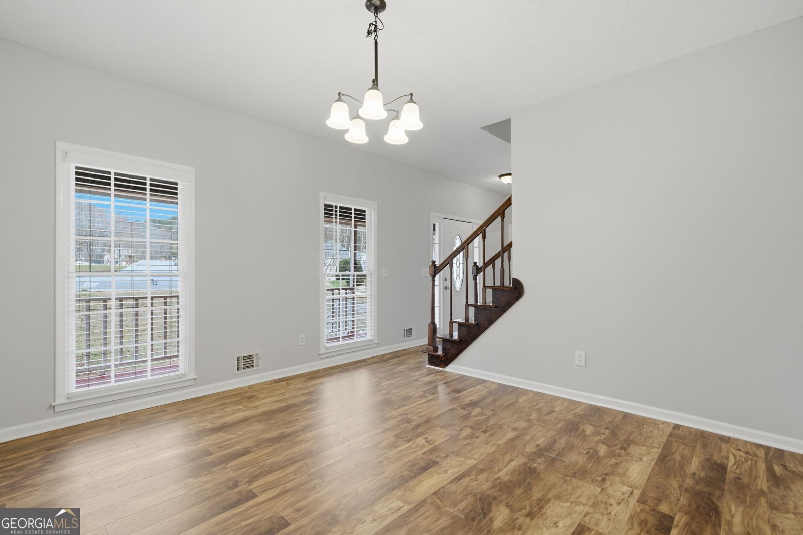 7285 Wyngate Drive Cumming - Photo 9