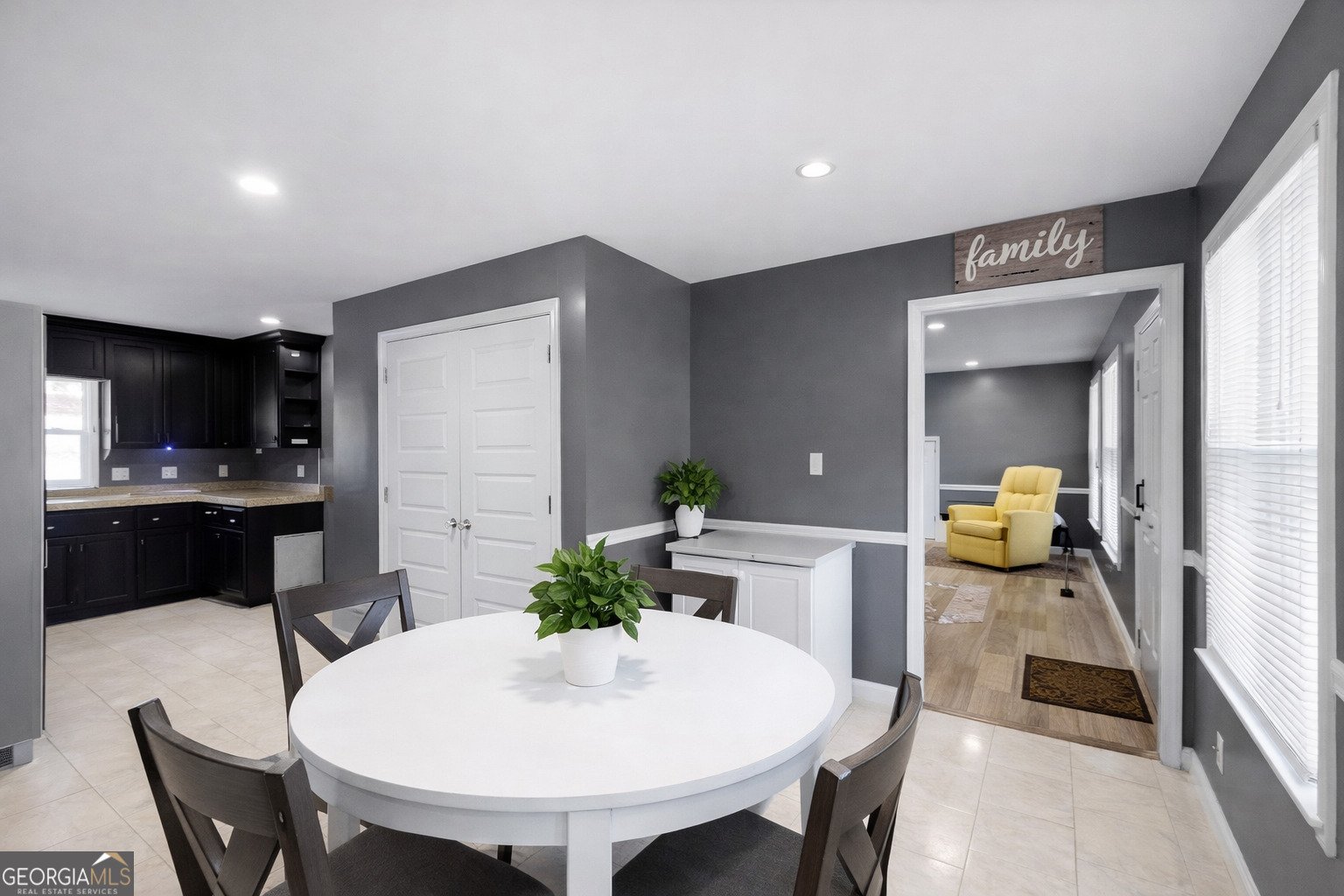 833 Parkview Court Macon - Photo 10