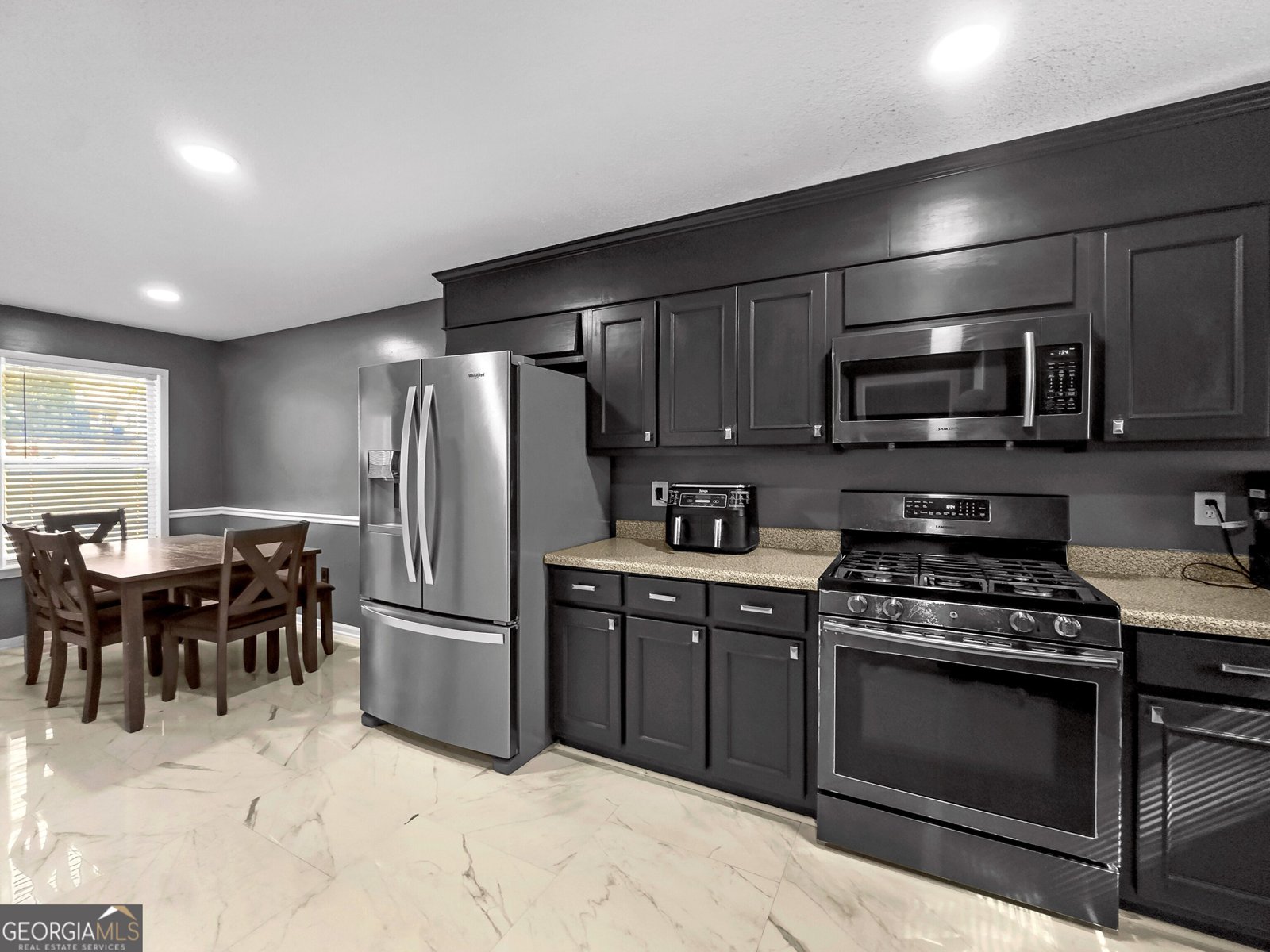 833 Parkview Court Macon - Photo 8