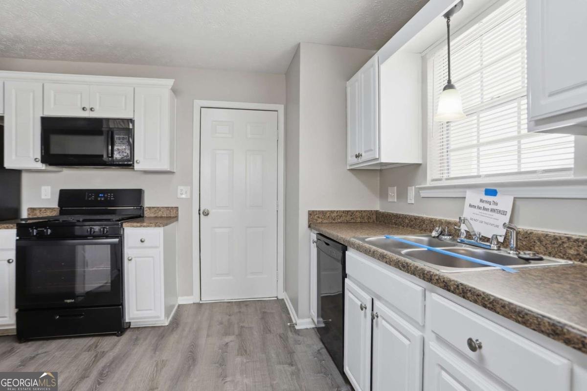 9553 Lakeview Circle Union City - Photo 12