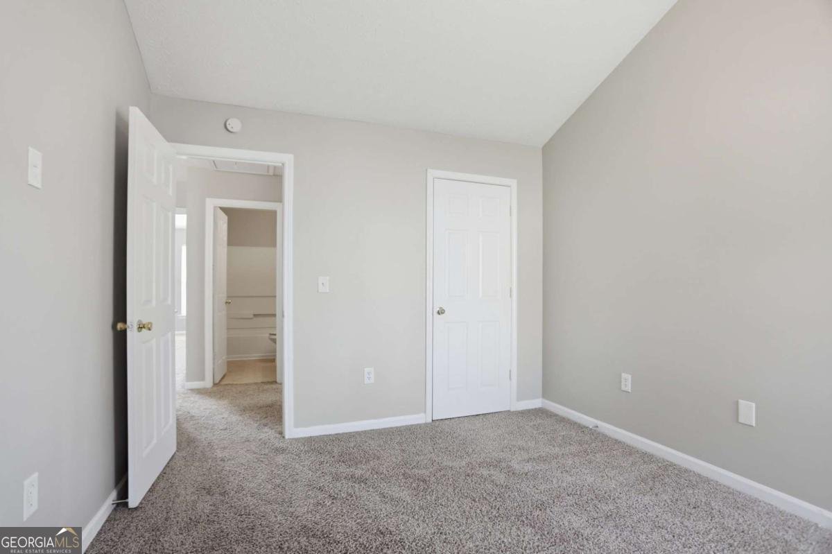 9553 Lakeview Circle Union City - Photo 18