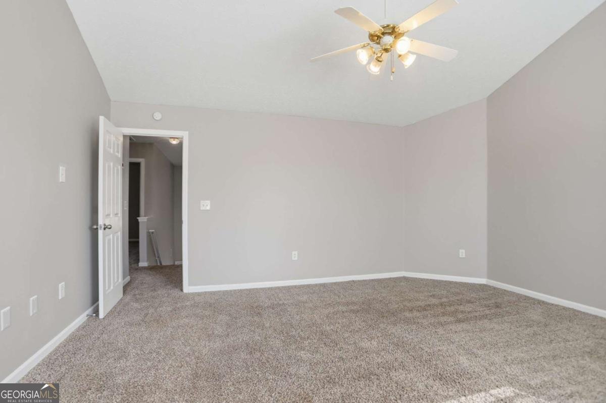 9553 Lakeview Circle Union City - Photo 21