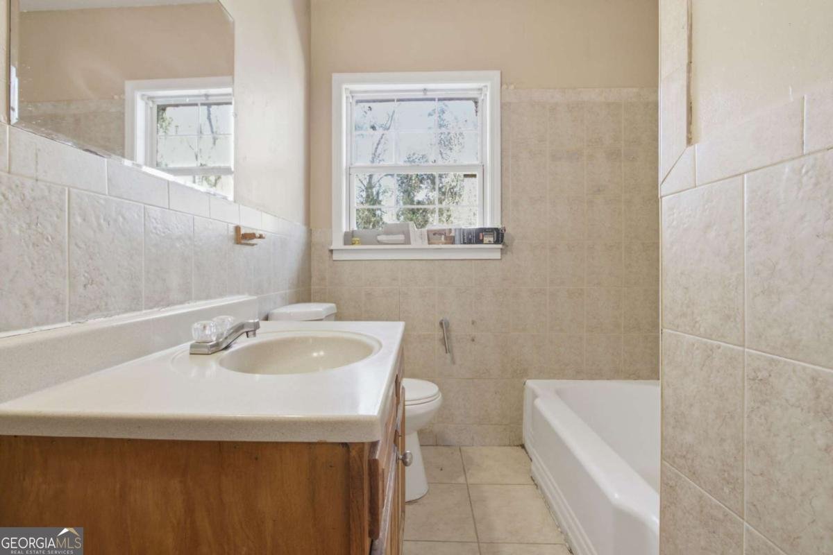 1979 Cascade Road Atlanta - Photo 18