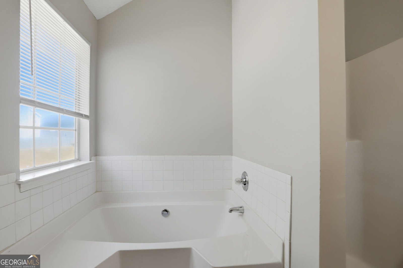 2631 Hills Riverdale - Photo 19