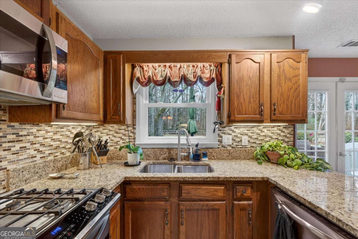 1354 Salem Drive Alpharetta - Photo 14