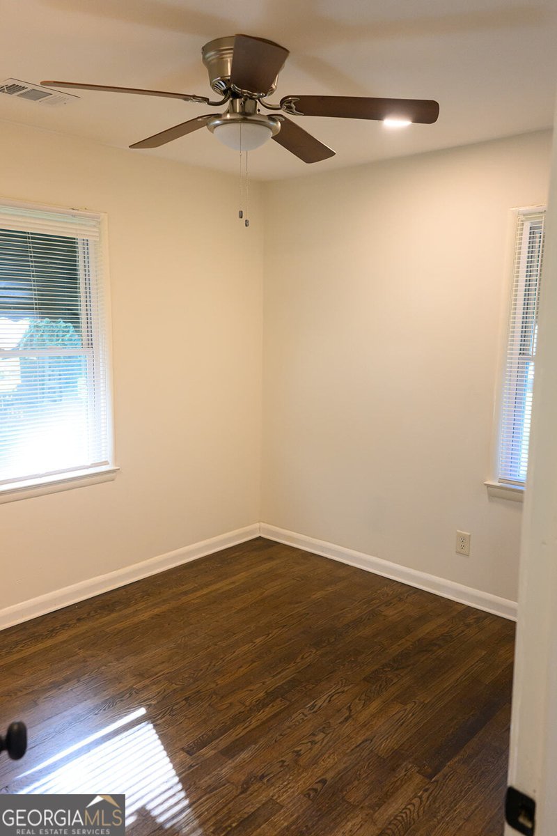 753 Commodore Drive Atlanta - Photo 13