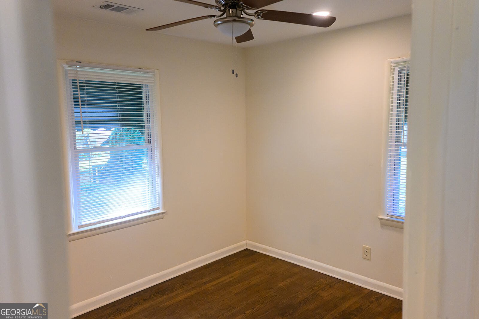 753 Commodore Drive Atlanta - Photo 14