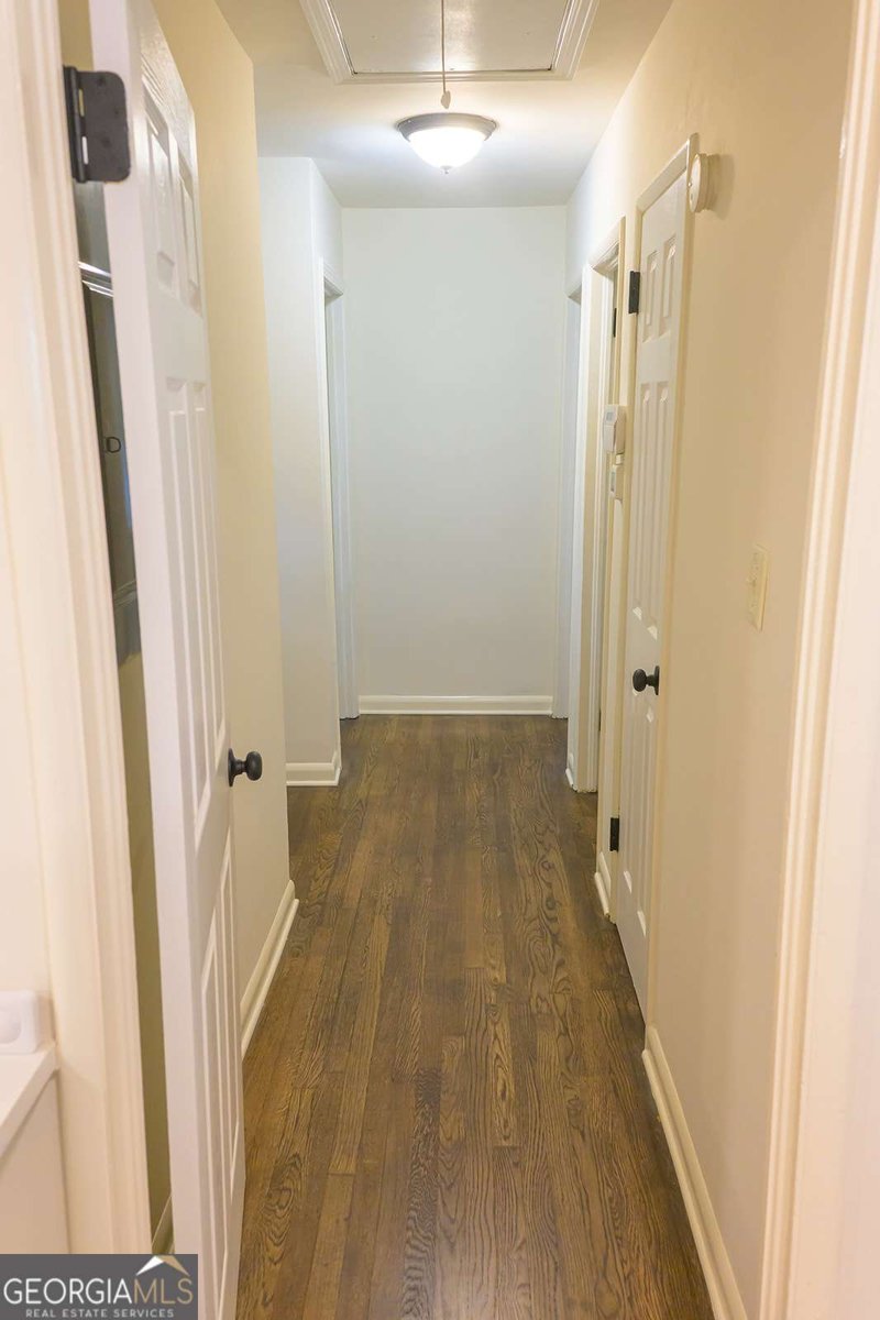 753 Commodore Drive Atlanta - Photo 11