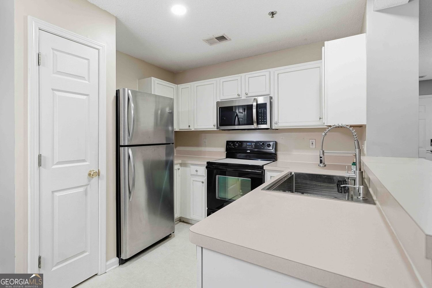 330 Cottonwood Creek Circle Canton - Photo 18