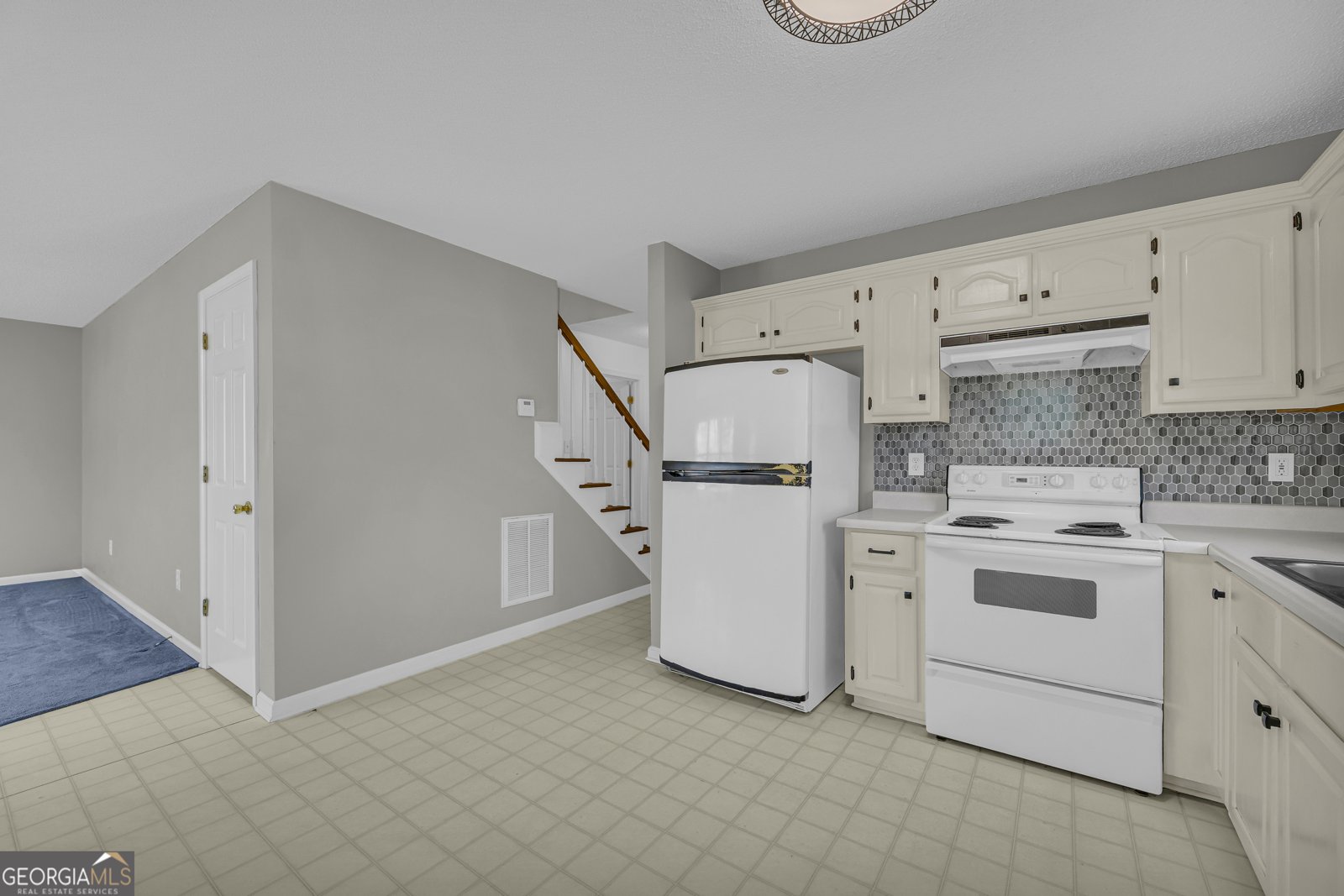 8576 Highway 72 Hull - Photo 15