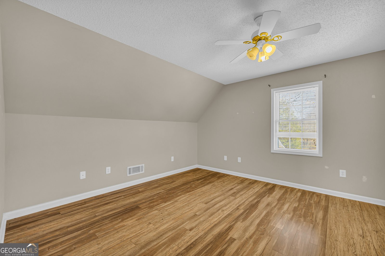 8576 Highway 72 Hull - Photo 22