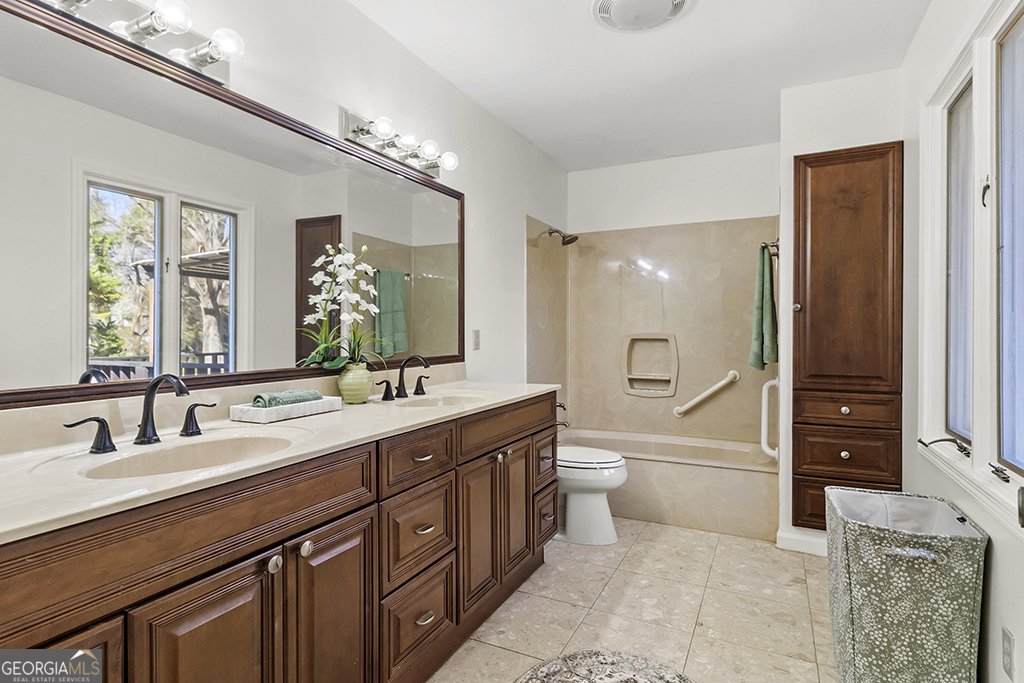 649 Laura Drive Griffin - Photo 13