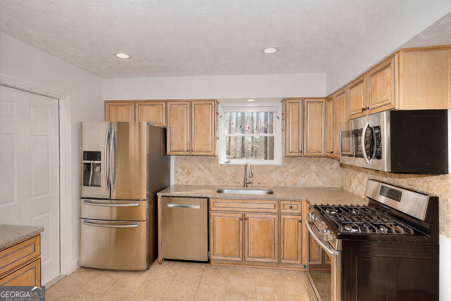 4220 Mary Court Peachtree Corners - Photo 12