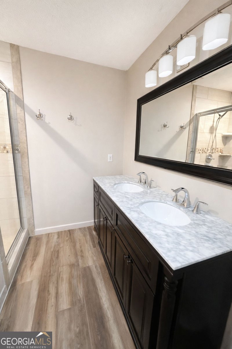 4220 Mary Court Peachtree Corners - Photo 24