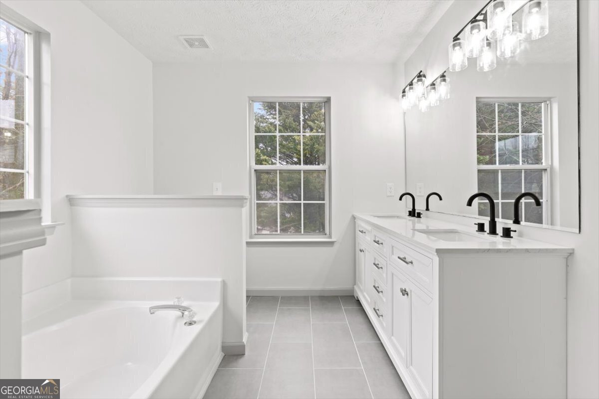 403 Plantation Way Woodstock - Photo 17