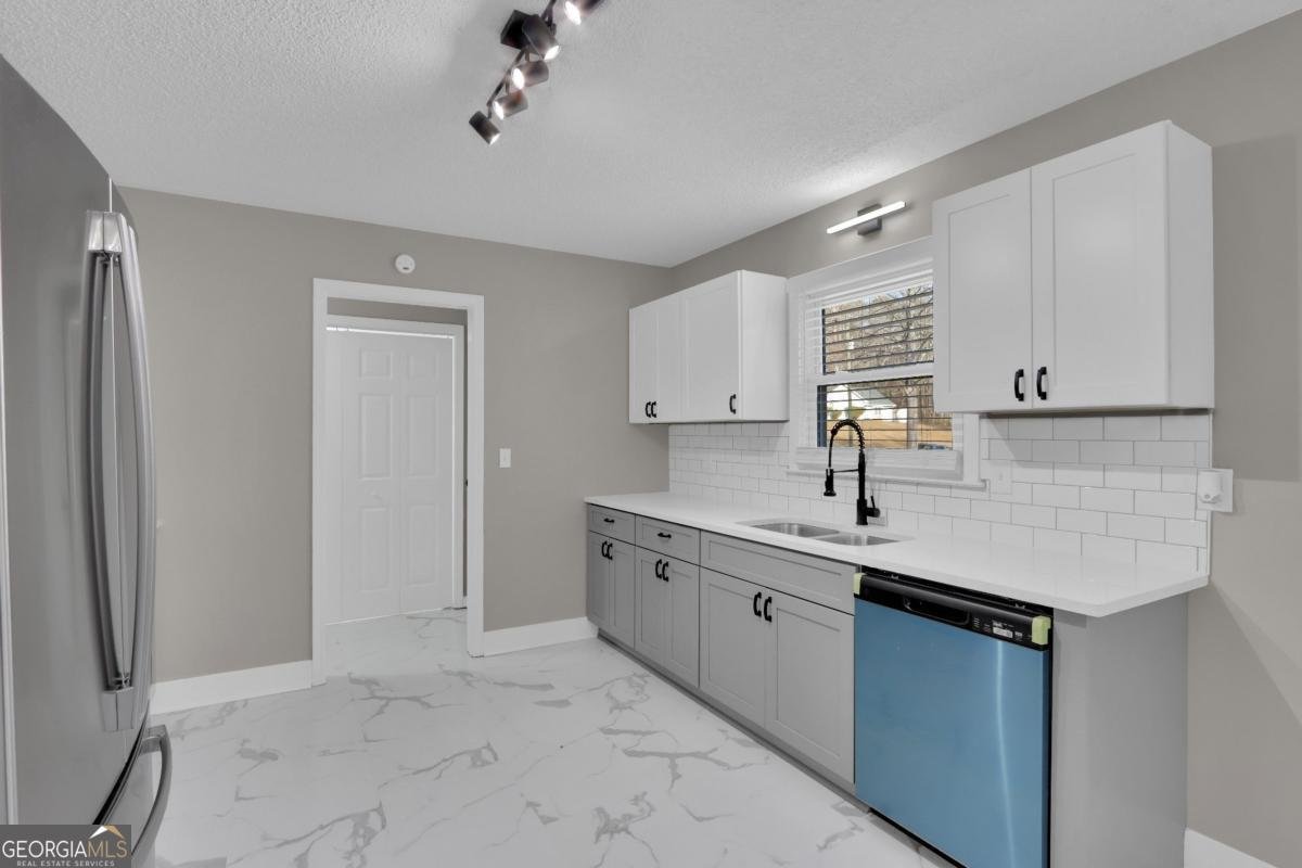 1760 Mountain Ash Court Dacula - Photo 13