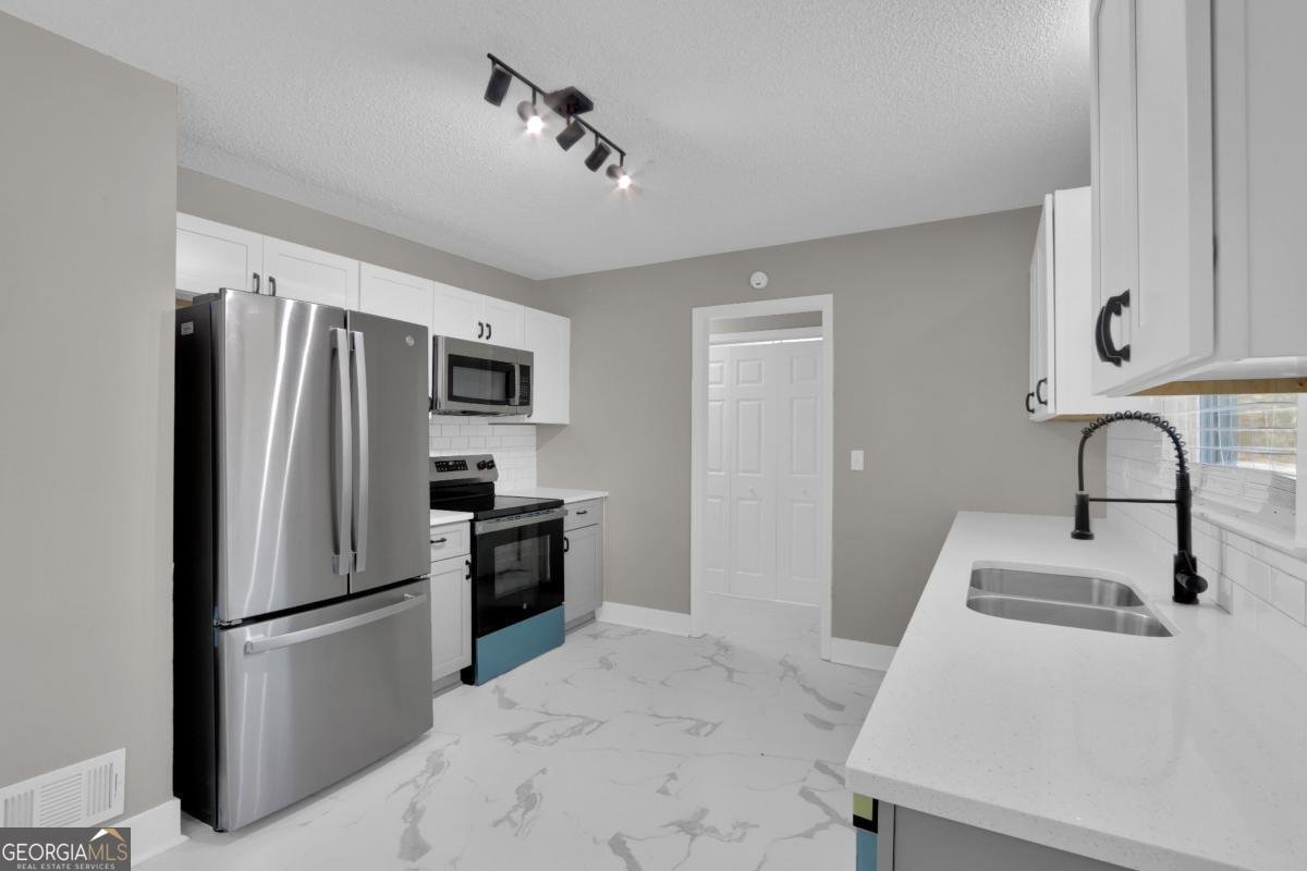 1760 Mountain Ash Court Dacula - Photo 14