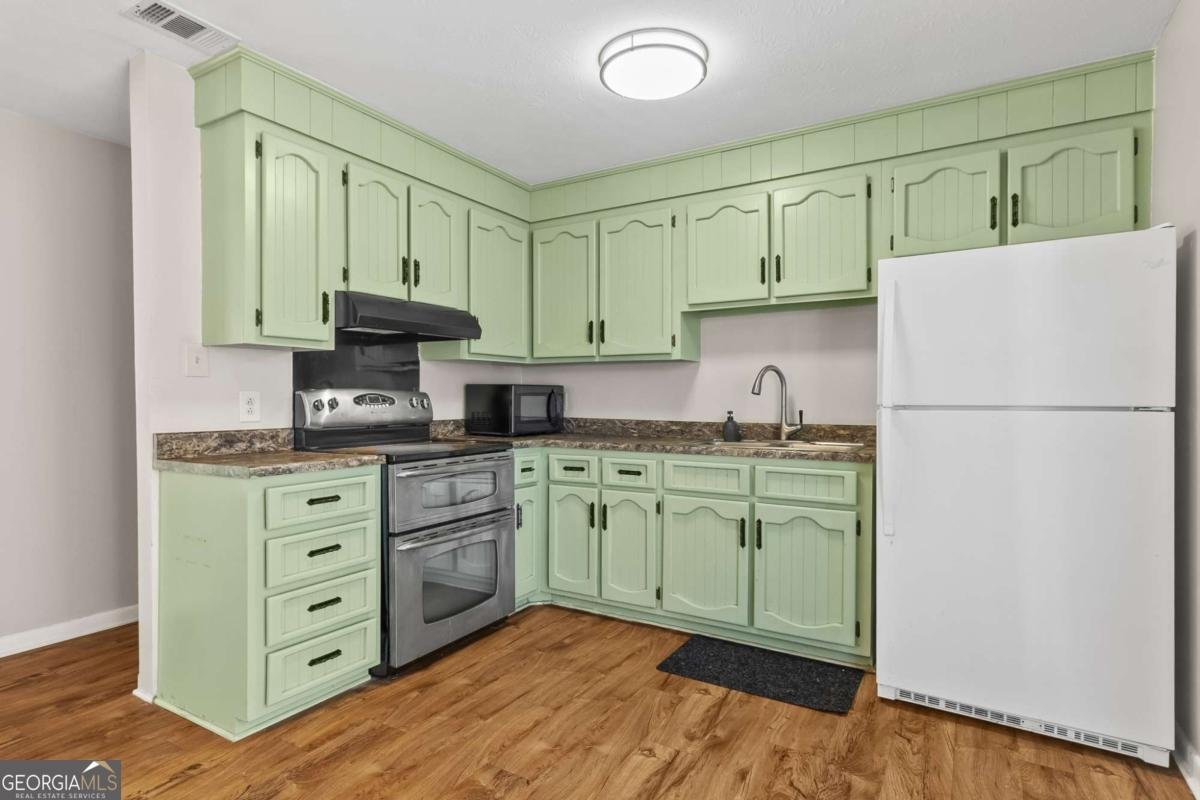 4685 Pinedale Drive Macon - Photo 9