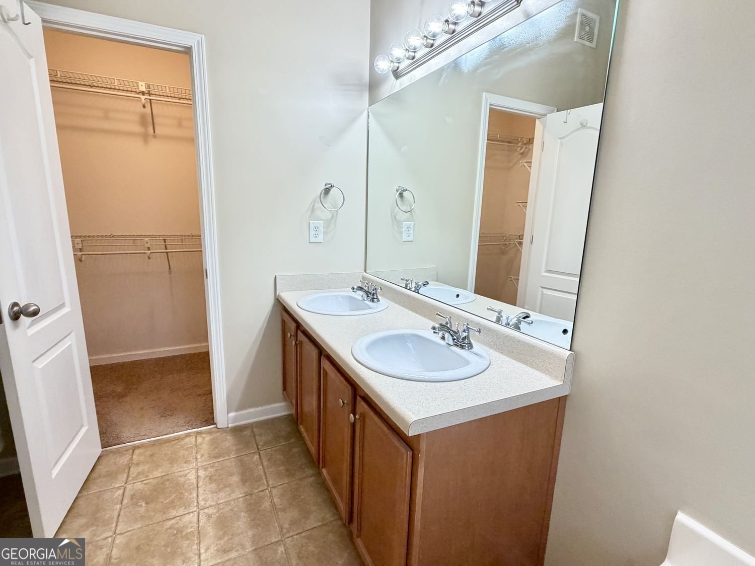 142 Baskin Road Temple - Photo 23