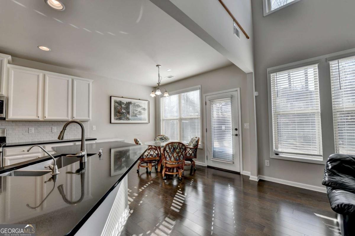 1909 Lakeview Bend Way Buford - Photo 14