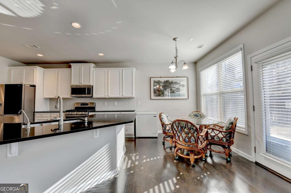 1909 Lakeview Bend Way Buford - Photo 15