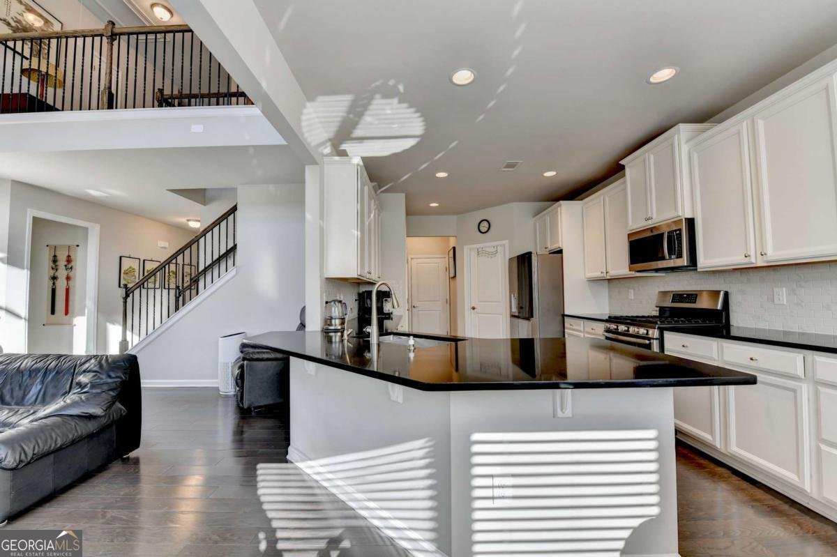 1909 Lakeview Bend Way Buford - Photo 18