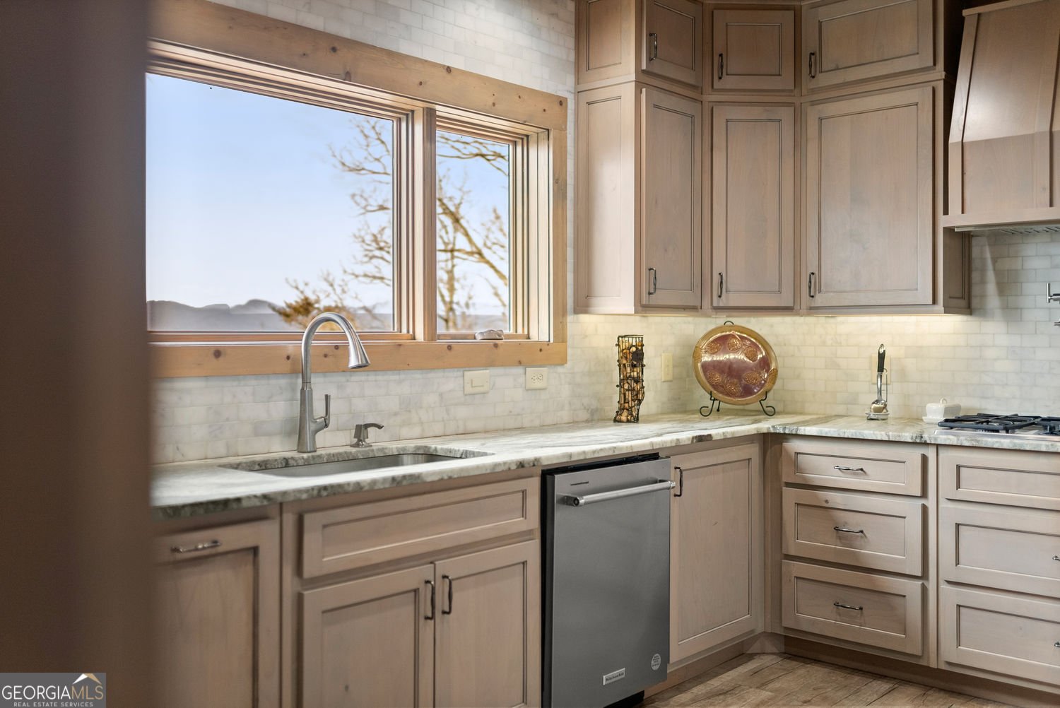 655 Mountainside Drive CLEVELAND - Photo 55