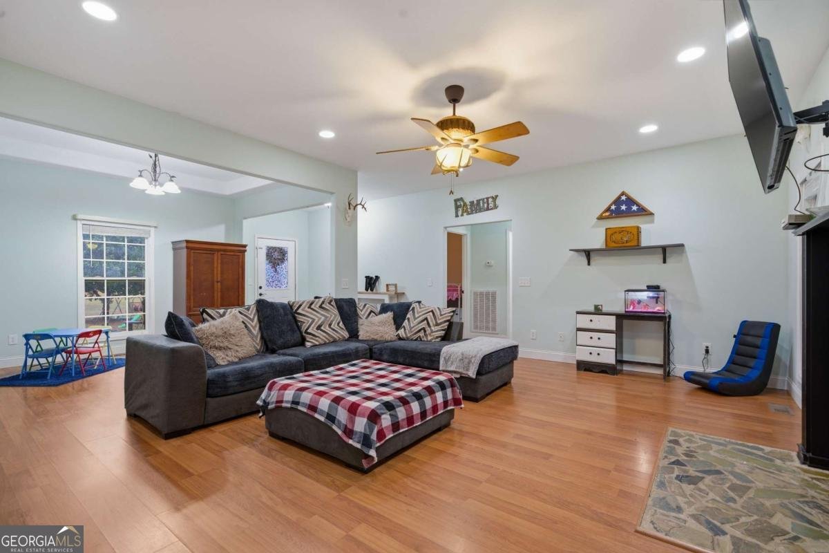 323 Lloyd Way Resaca - Photo 17