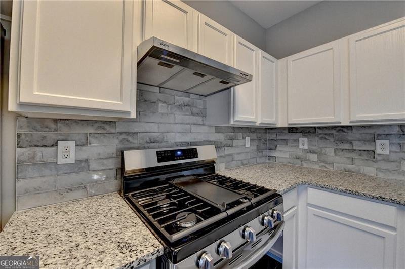 5987 Turfway Park Court Sugar Hill - Photo 14