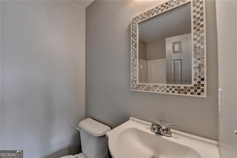 5987 Turfway Park Court Sugar Hill - Photo 42